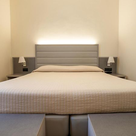 My Place Hotel Rimini Bagian luar foto