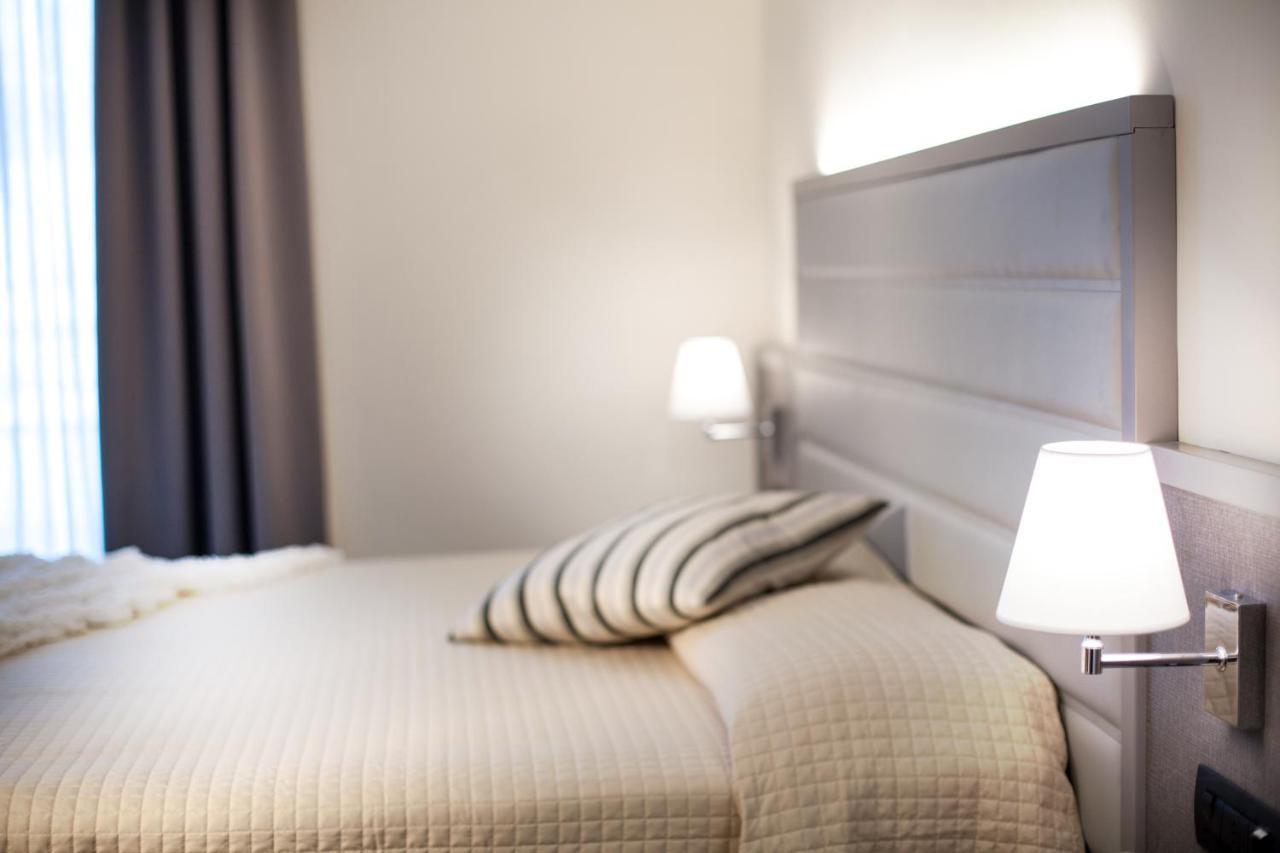 My Place Hotel Rimini Bagian luar foto
