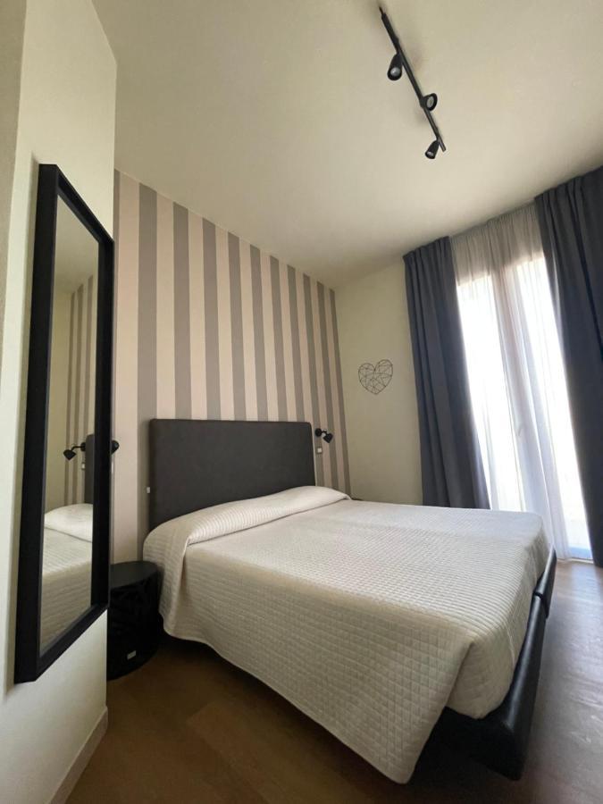My Place Hotel Rimini Bagian luar foto