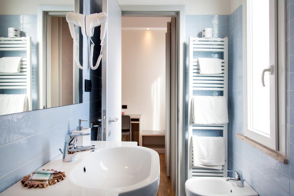 My Place Hotel Rimini Bagian luar foto