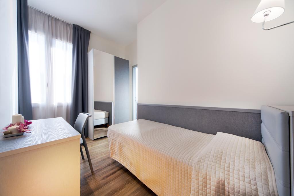 My Place Hotel Rimini Bagian luar foto