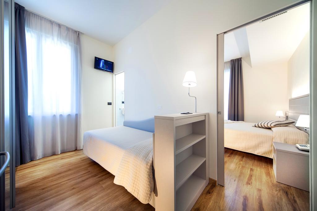 My Place Hotel Rimini Bagian luar foto